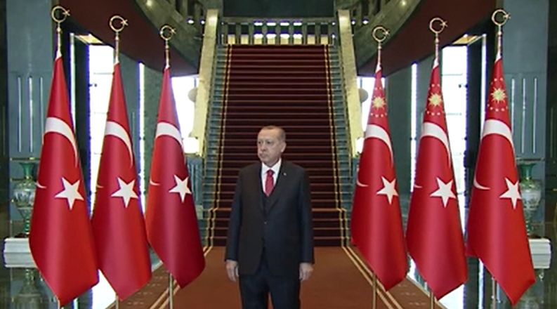 Le Figaro: Η διπλωματία Erdoğan έχει καταστήσει την Τουρκία απαραίτητο παράγοντα στην παγκόσμια πολιτική σκηνή