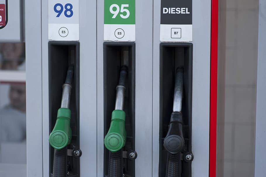 Fuel Pass: Ανοίγει σήμερα Μ. Δευτέρα η πλατφόρμα για βενζίνη – ντίζελ