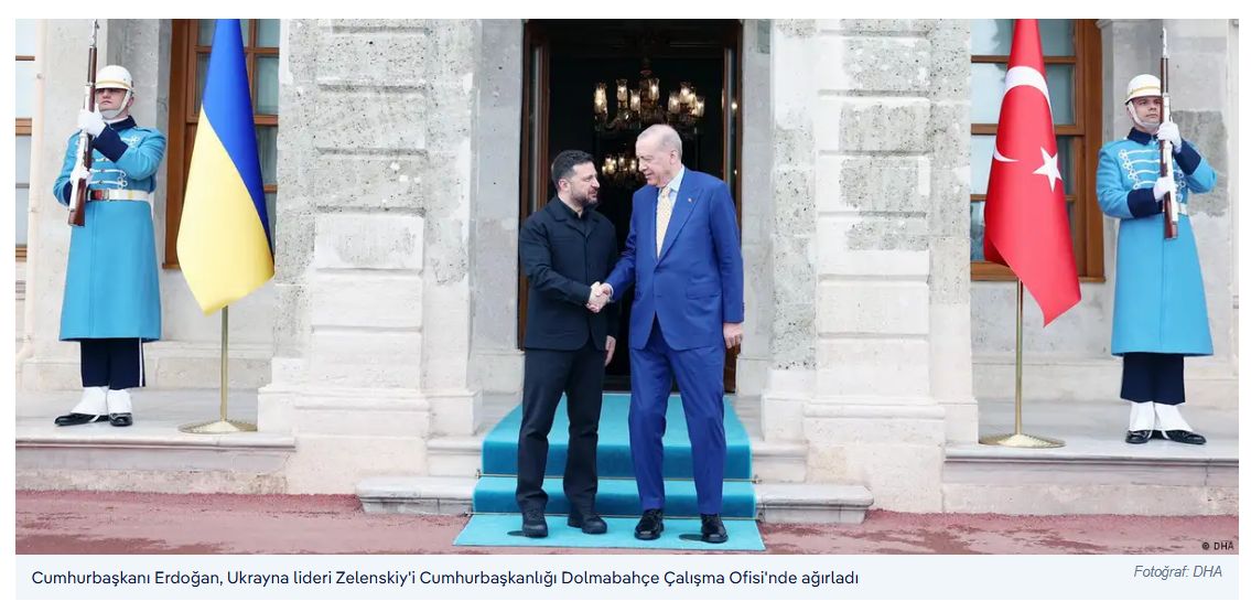 Zelenskiy'nin İstanbul ziyaretinde barış çağrıları