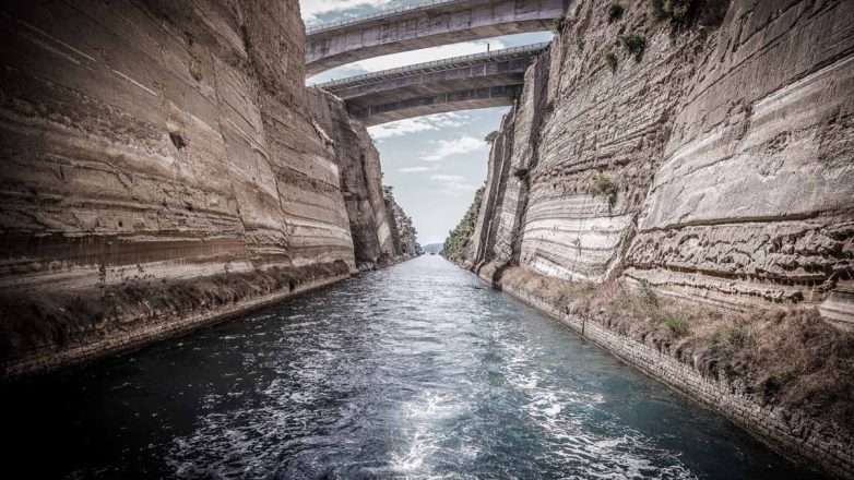 Μυστήριο με την πτώση 15χρονης από την διώρυγα της Κορίνθου